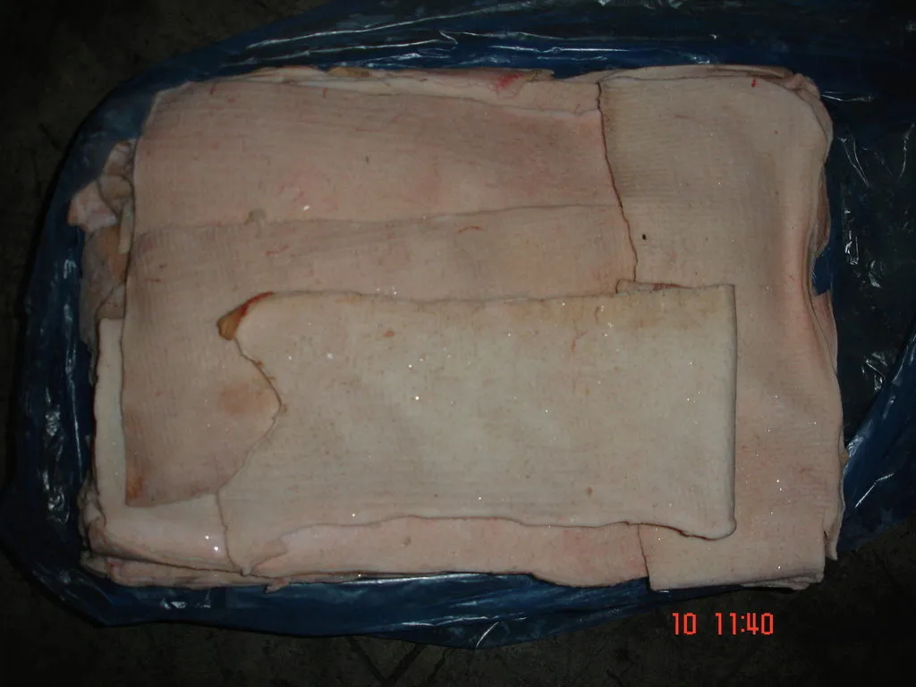 фотография продукта Шкура свиная корпусная - 73руб./кг.